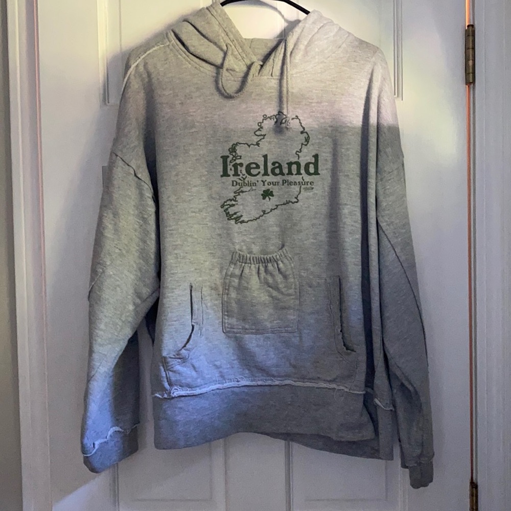 Beer holder hoodie